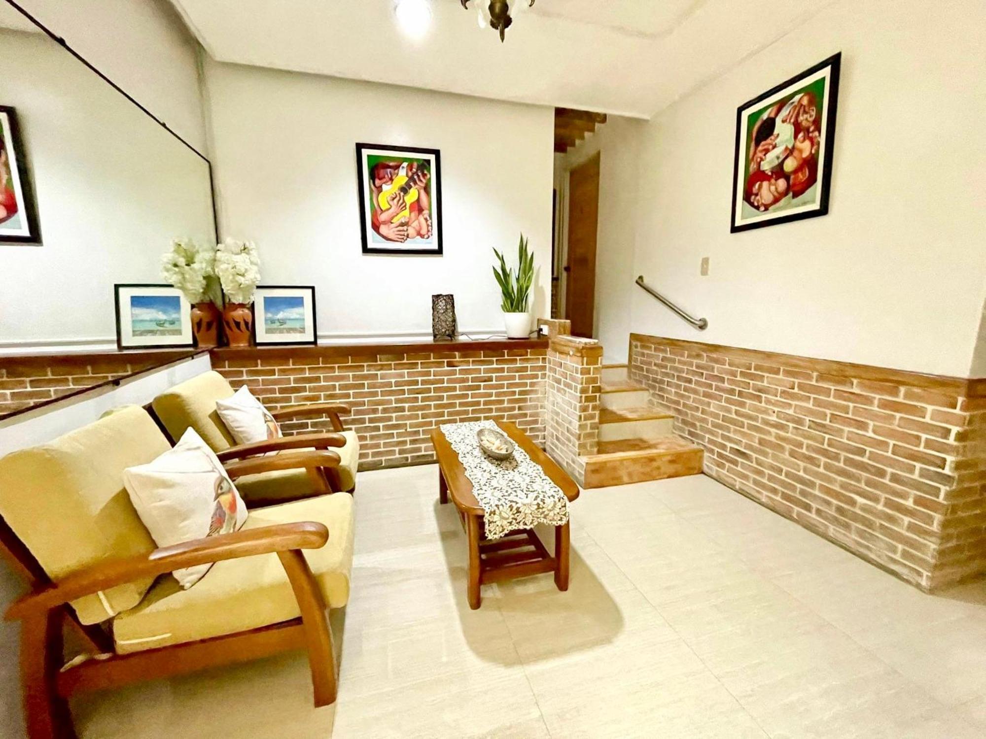 Balai Tinay Guesthouse Legazpi Szoba fotó